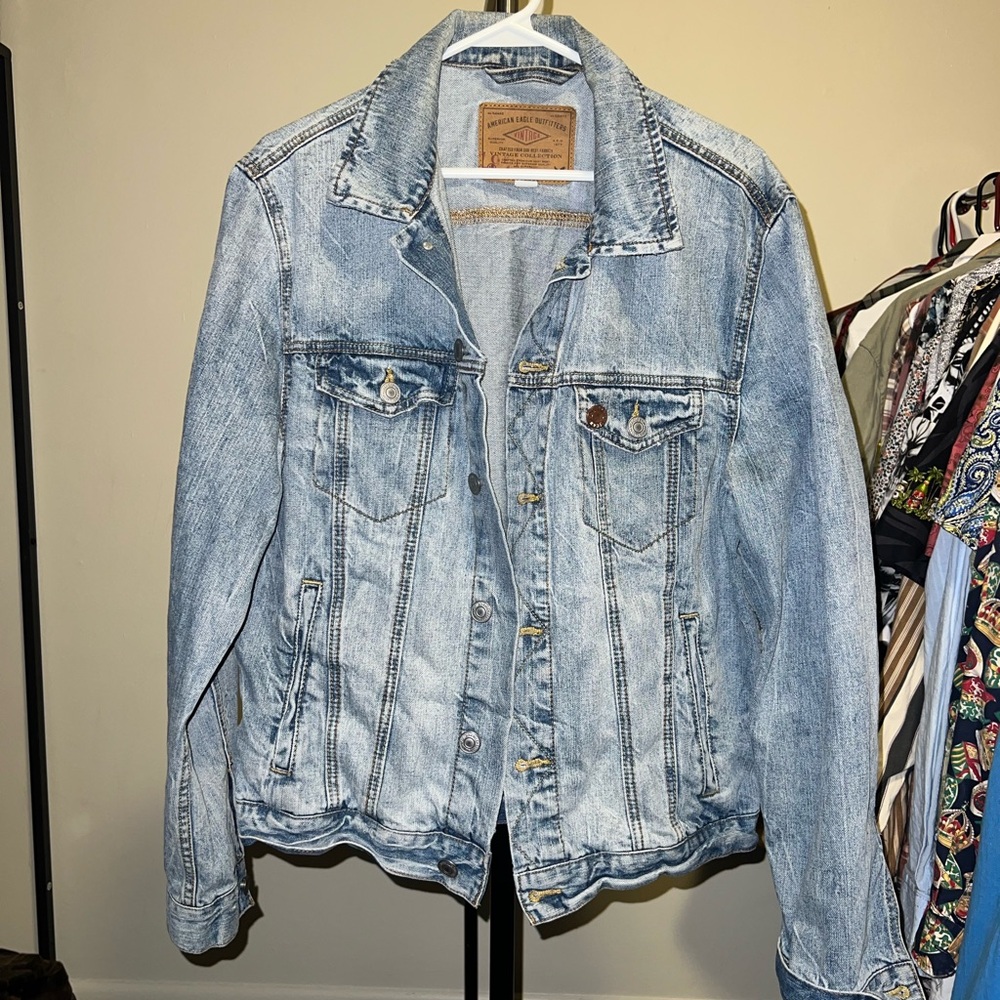 American eagle Jean jacket size large